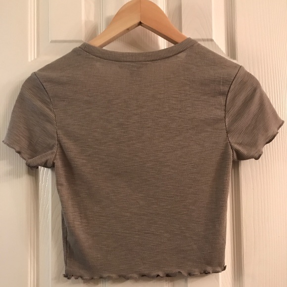 Taupe Crop Tee , W/Ruffle detail on Sleeve& bottom - Picture 2 of 3